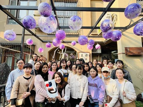 巧手创造 绽放芳华—江南（中国）官方养老组织女员工开展妇女节庆祝活动