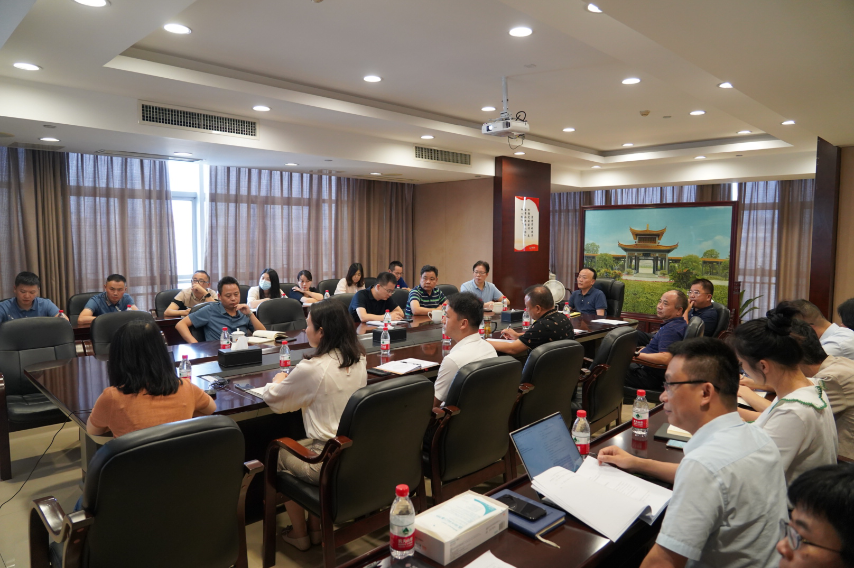 江南网页版纪委组织观看廉政警示教育片