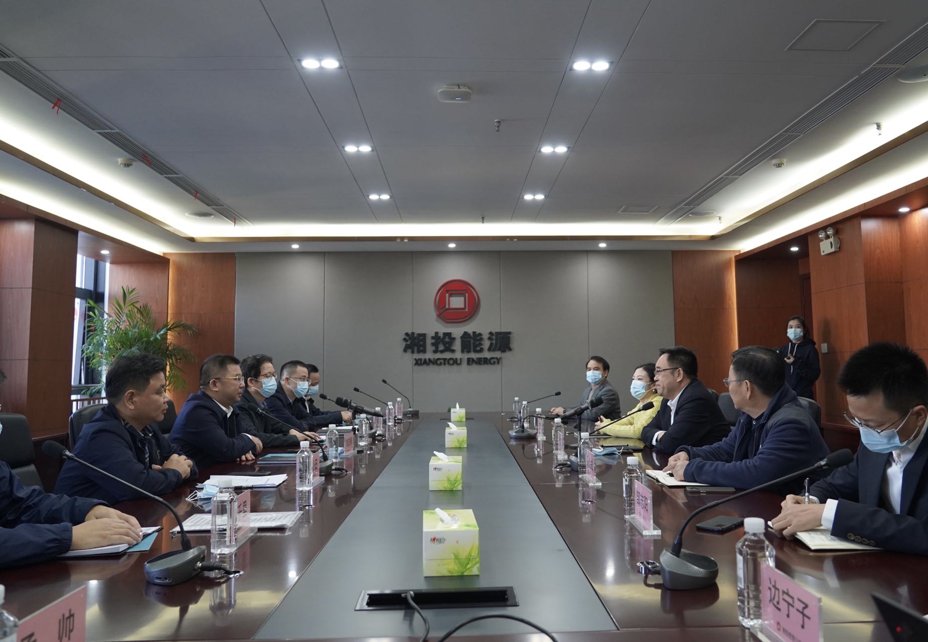 刘志刚一行赴湖南湘投能源投资有限江南网页版开展工作交流