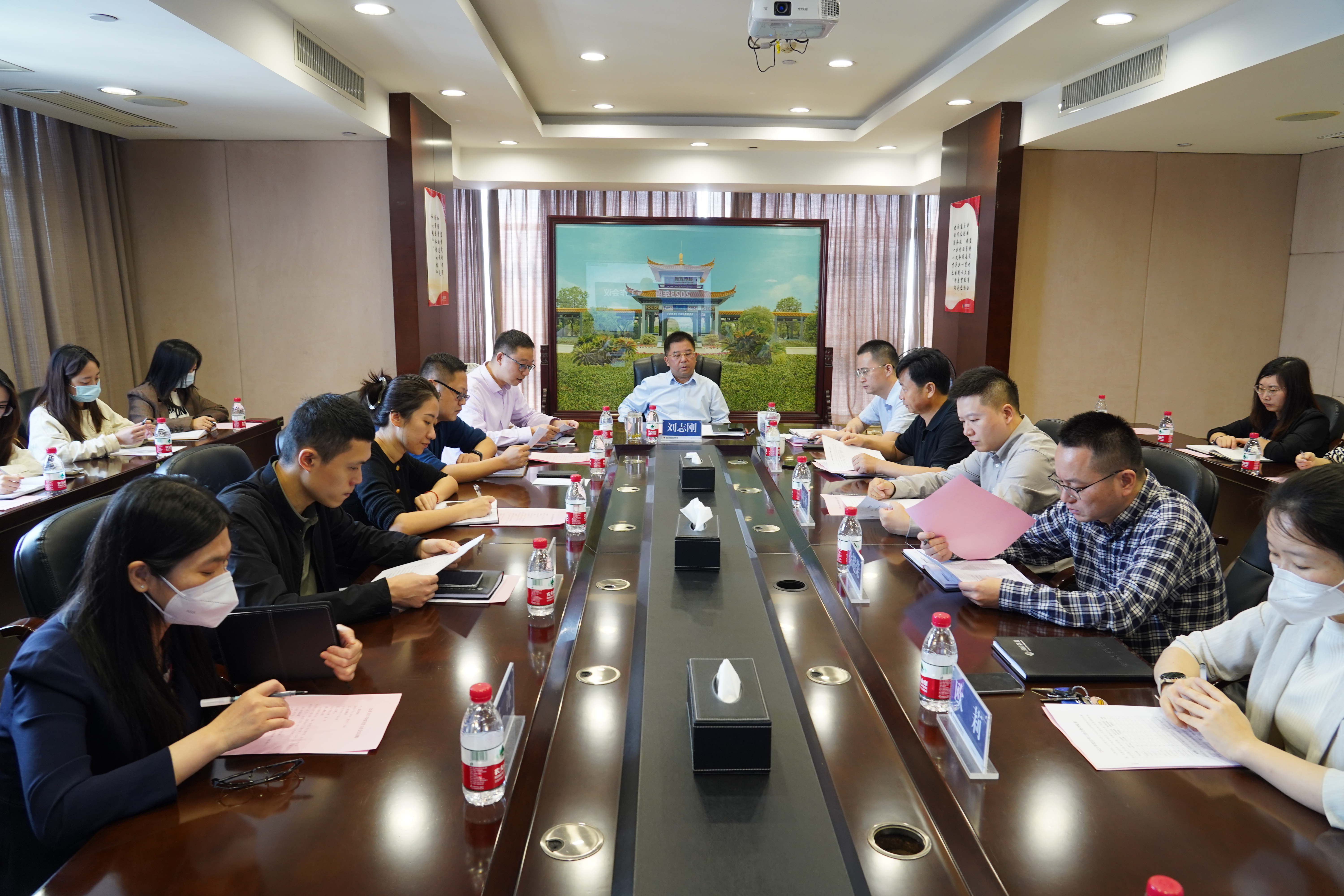 强化四项举措 着力提升宣传工作质量 ——江南（中国）官方召开2023年度宣传工作会议