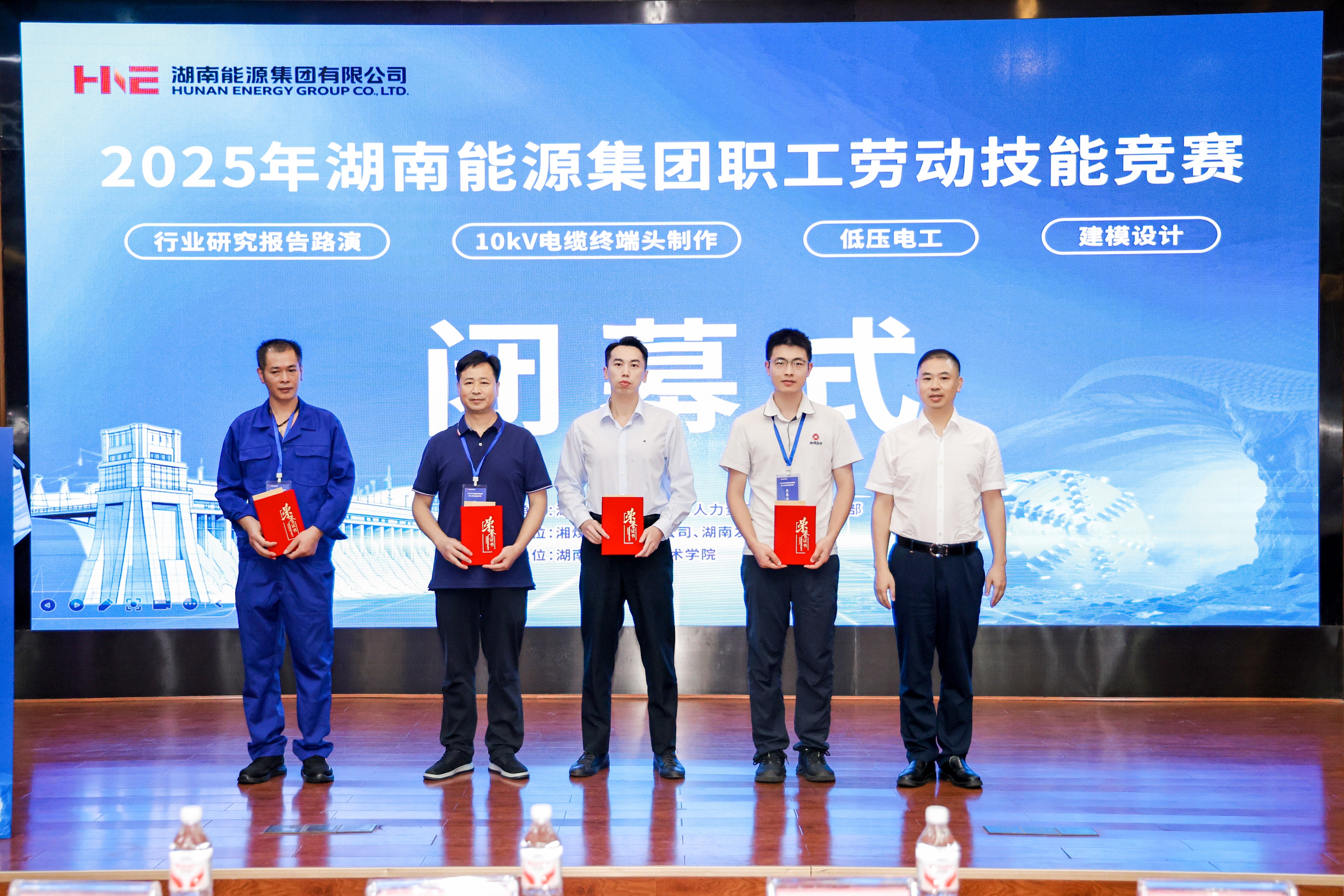 ZXL_5112(1).jpg ZXL_5112(1).jpg